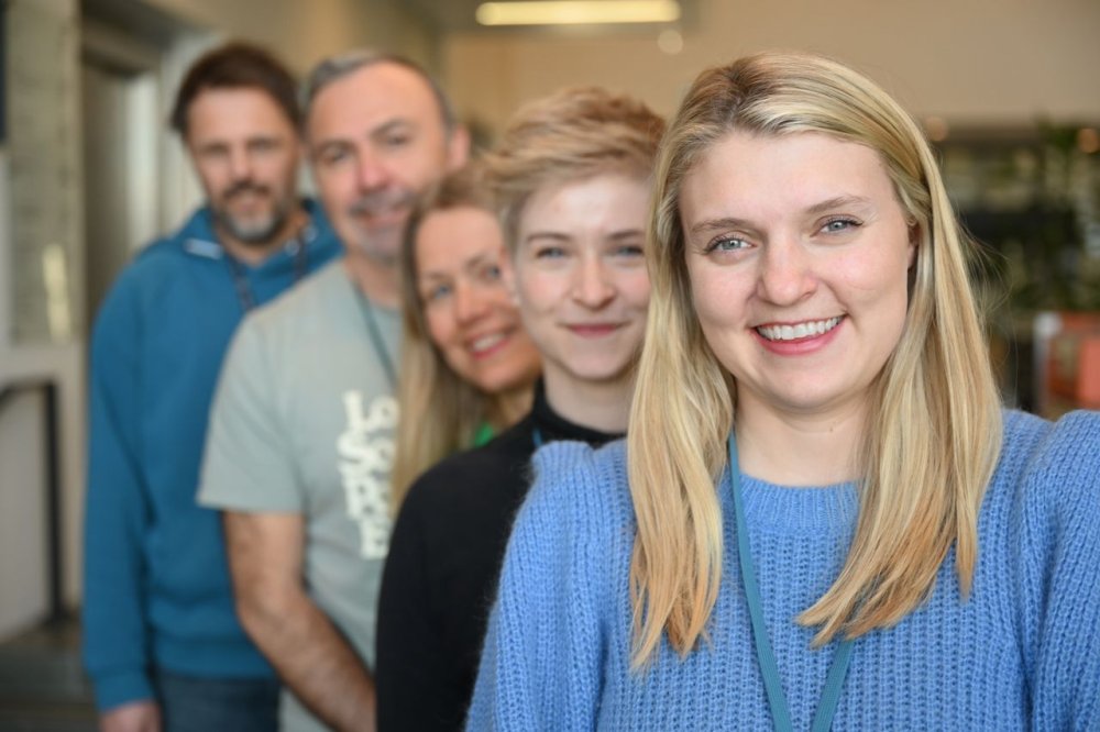 0b0_e401e144-5af2-4fbc-a6dd-9876436c8386